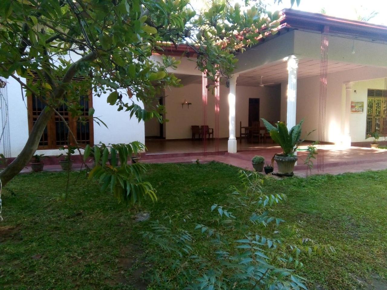 Siyapath Holiday Resort Cidade Antiga de Polonnaruva Exterior foto